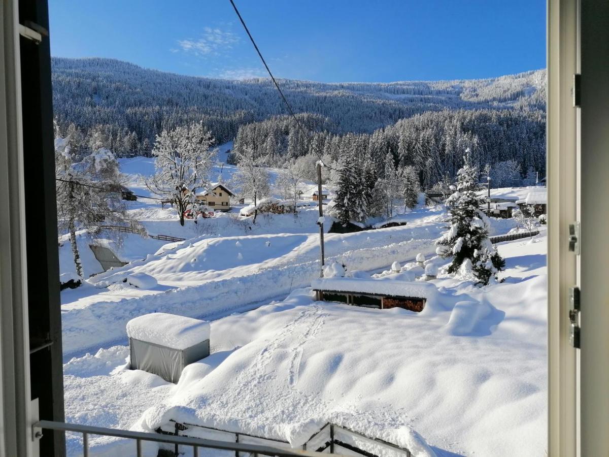 Haus Holunder Weissbriach Lägenhet Exteriör bild