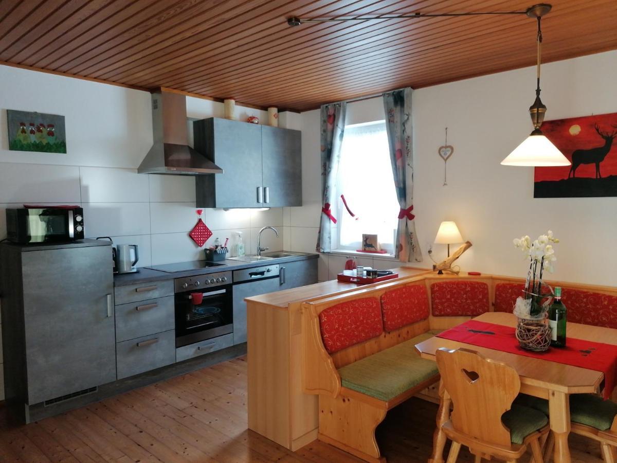 Haus Holunder Weissbriach Lägenhet Exteriör bild