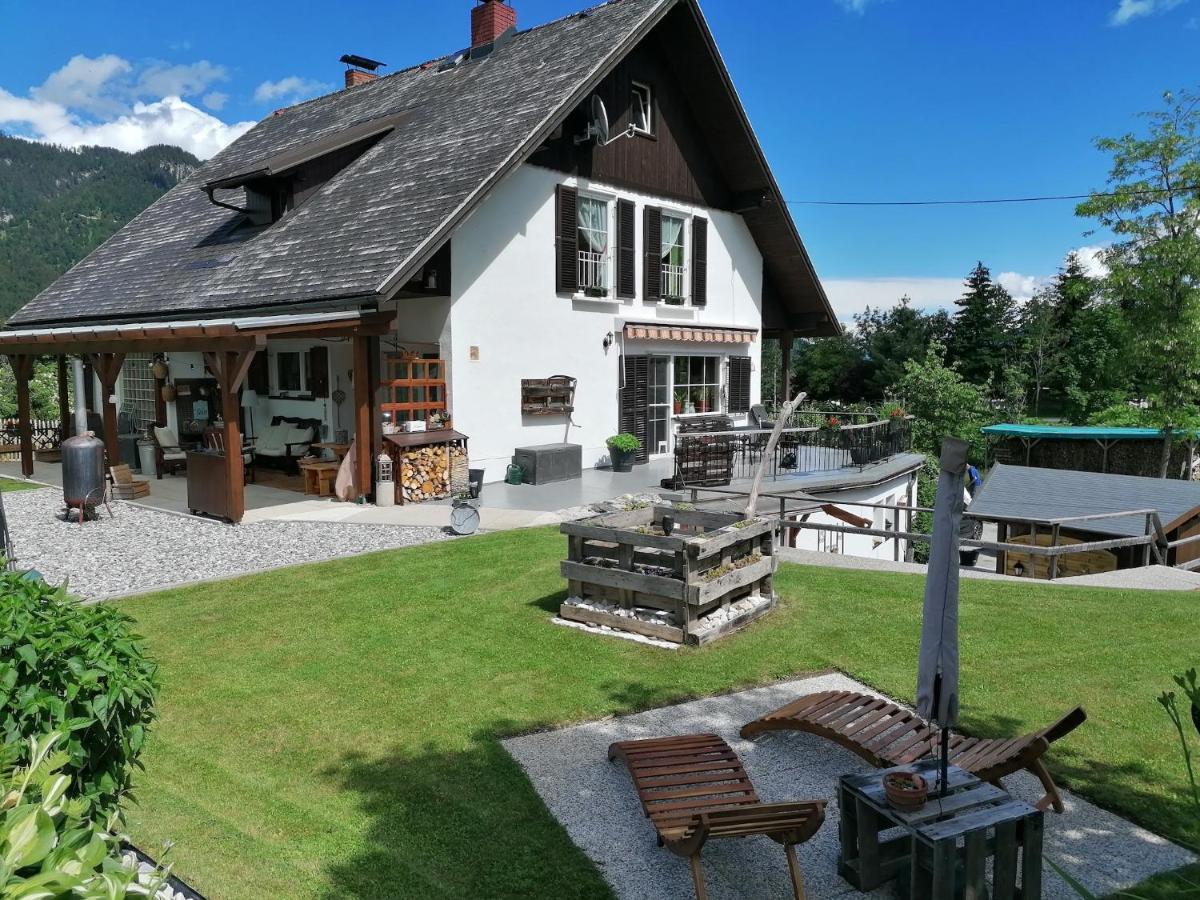 Haus Holunder Weissbriach Lägenhet Exteriör bild