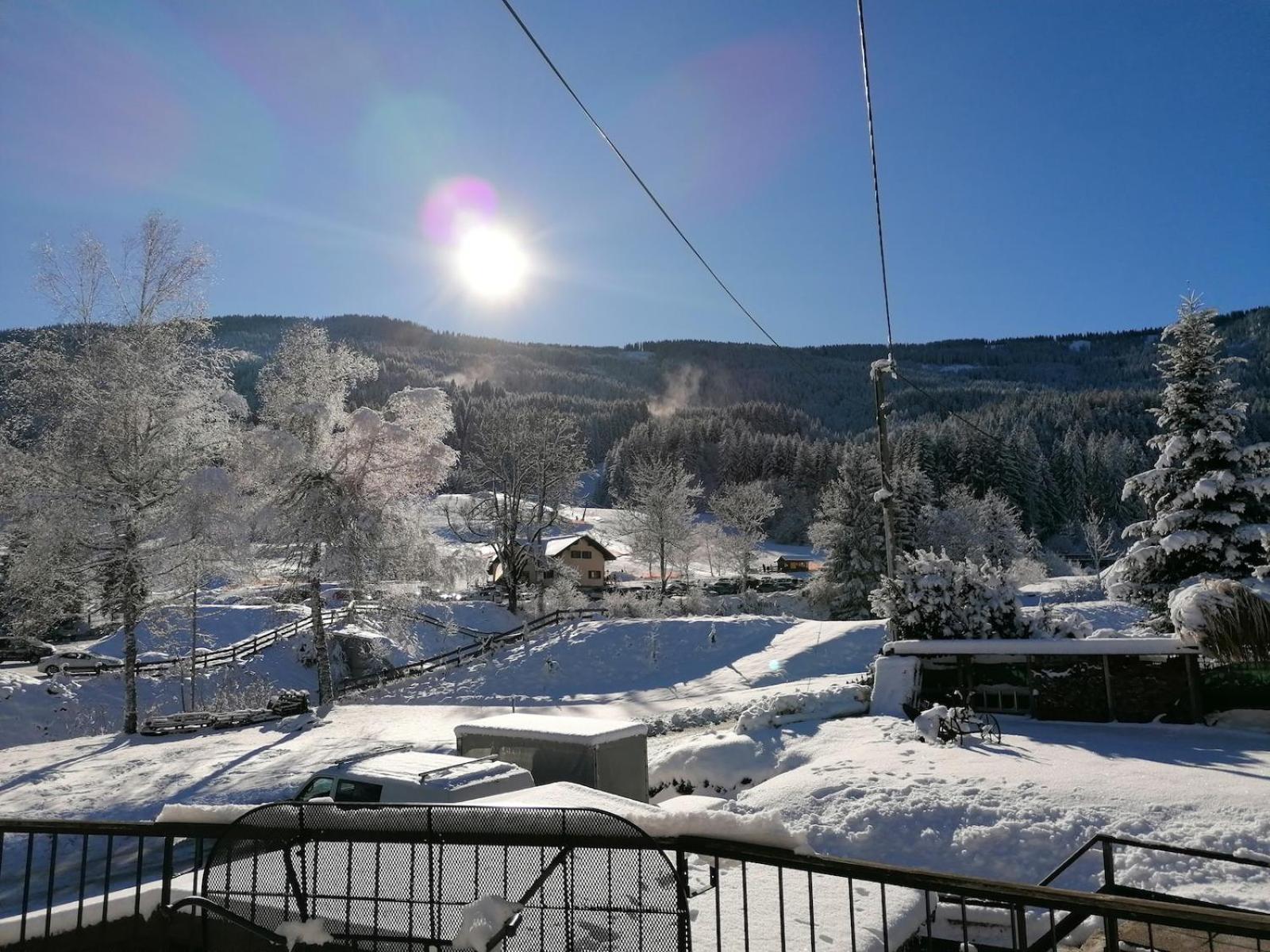Haus Holunder Weissbriach Lägenhet Exteriör bild